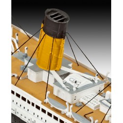 Revell - R.M.S. Titanic