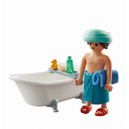 Mann in der Badewanne