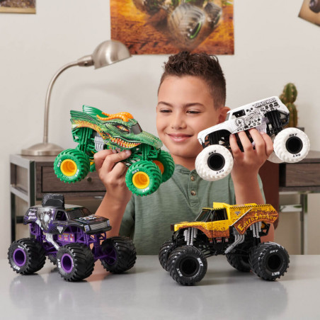MNJ Monster Jam Die Cast 1:24