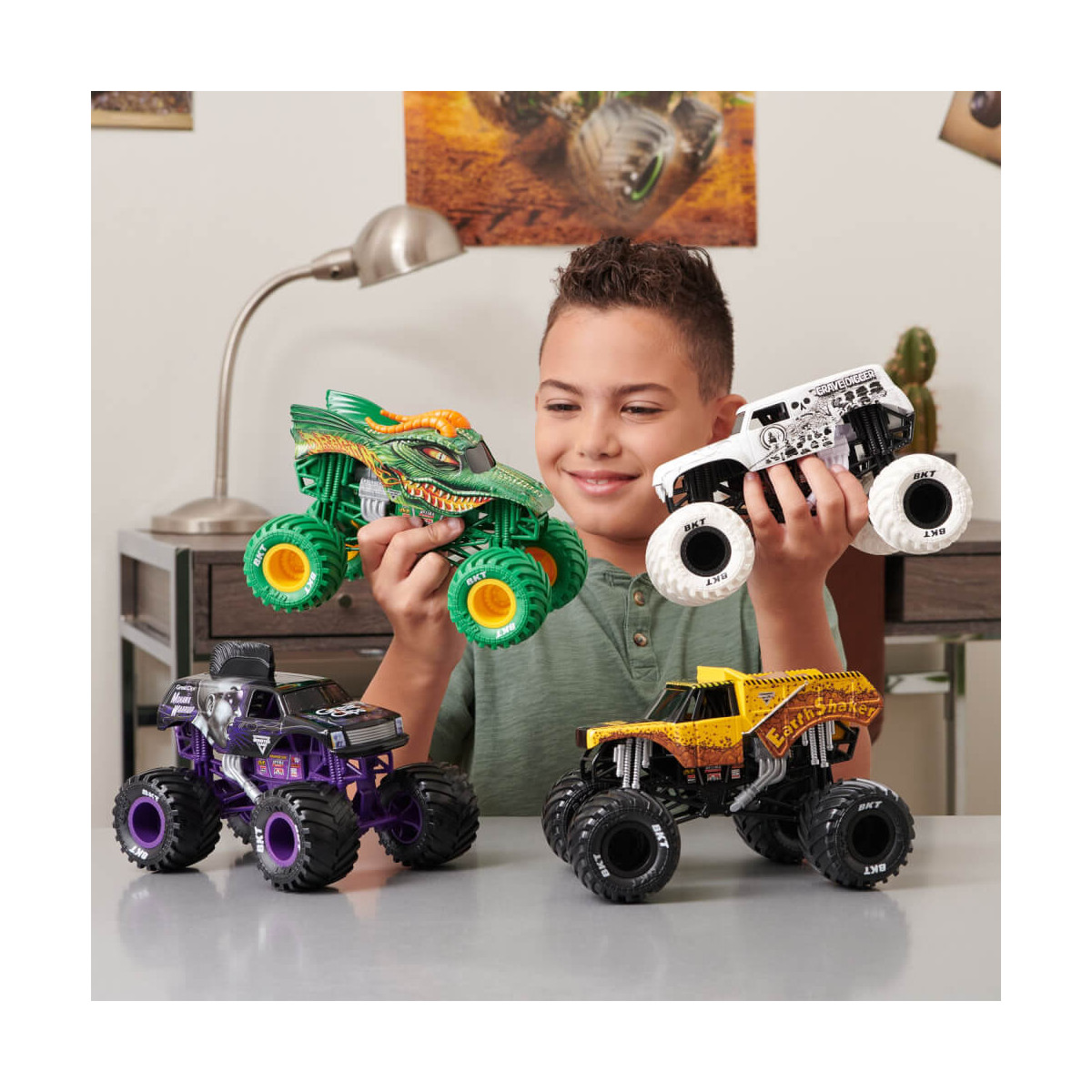 MNJ Monster Jam Die Cast 1:24