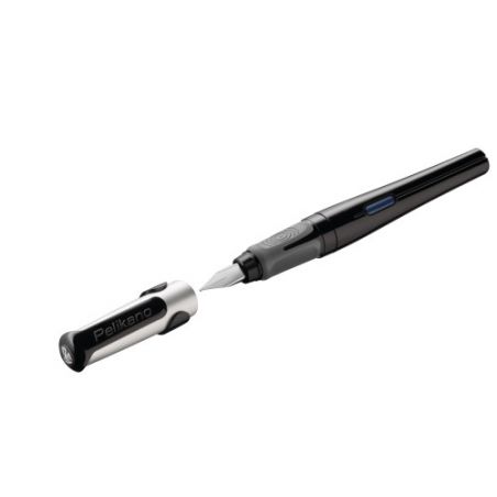 Schulfüller Pelikano Original P480 Schwarz M 2024 in Faltsch Schulfüller Pelikano Original P480 Schwarz M 2024 in Faltsch