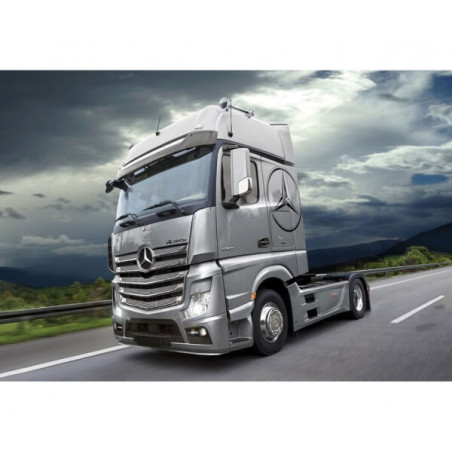 1:24 Mercedes Benz Actros MP4 Gigaspace