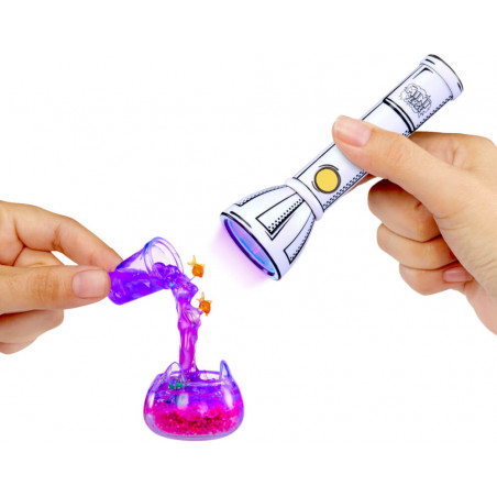 MGA's Miniverse-Mini UV Flash