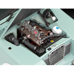 Revell - Land Rover Series III LWB station wagon
