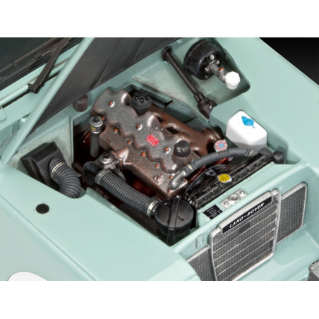 Revell - Land Rover Series III LWB station wagon