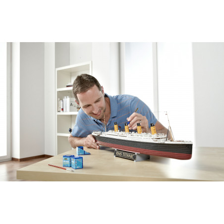 Revell - Geschenkset - 100 Jahre Titanic Revell - Geschenkset - 100 Jahre Titanic
