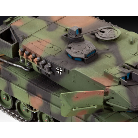 Revell - Leopard 2 A6/A6M