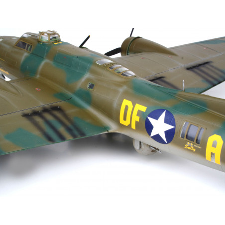 Revell - B-17F Memphis Belle