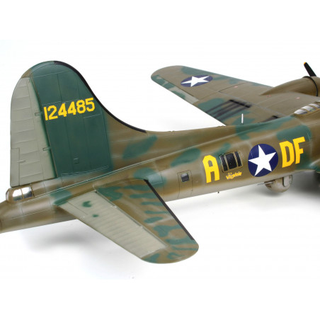 Revell - B-17F Memphis Belle