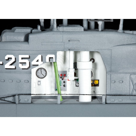 Revell - Deutsches U-Boot Typ XXI mit Interieur Revell - Deutsches U-Boot Typ XXI mit Interieur