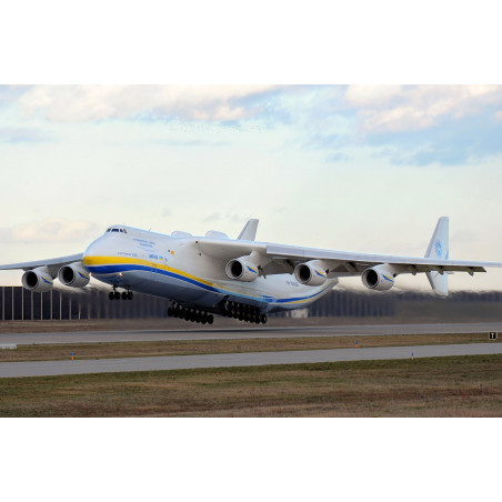 Revell - Antonov An-225 Mrija