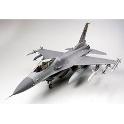 Tamiya - 1:32 Lockheed Mar.f-16cj Fighting F