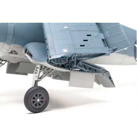 Tamiya - 1:32 F4u-1 Corsair birdcage