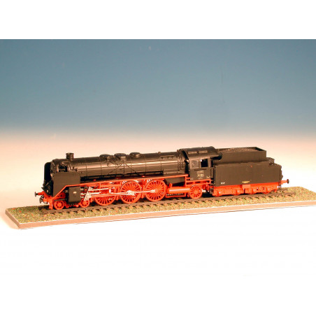 Revell - Schnellzuglokomotive BR 02 & Tender 2'2'T30 Revell - Schnellzuglokomotive BR 02 & Tender 2'2'T30