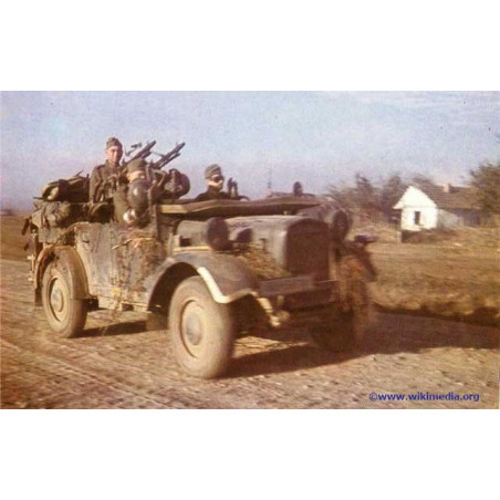 Revell - Einheits-PKW Kfz.4 Revell - Einheits-PKW Kfz.4