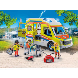 PLAYMOBIL 71202 - City Life - Rettungswagen mit Licht und Sound