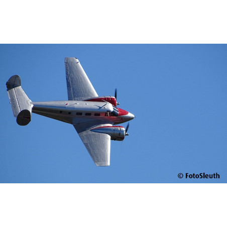 Revell - Beechcraft Model 18 Revell - Beechcraft Model 18