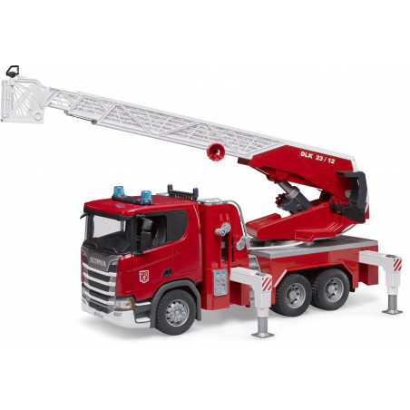 Bruder - Scania Super 560R Feuerwehr mit Drehleiter, Wasserpumpe, L+S Modul