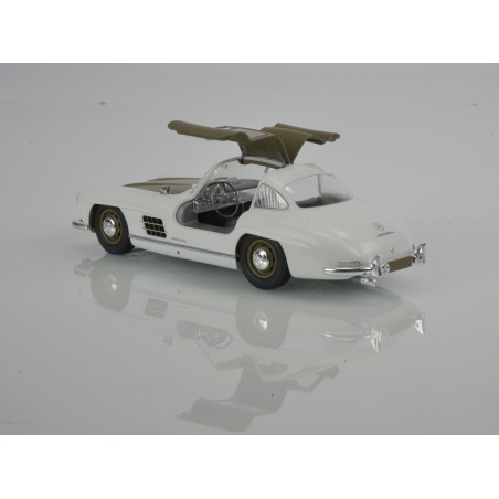 Tamiya - Mercedes-Benz SL 300 Flügeltürer