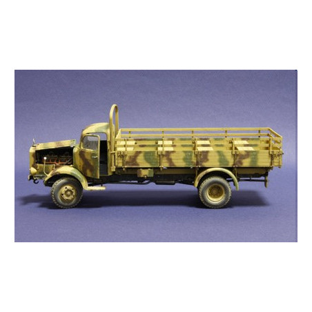 Zvezda - 1:35 Wwii Dt.transport-lkw L4500a