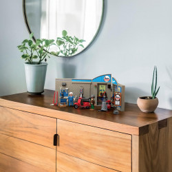 PLAYMOBIL - 60s Vespa Garage PLAYMOBIL - 60s Vespa Garage