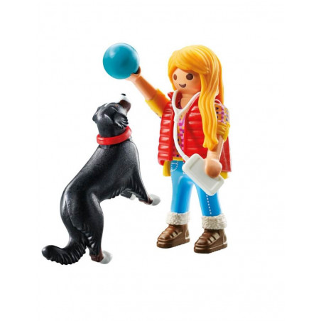 Frau mit Sennenhund