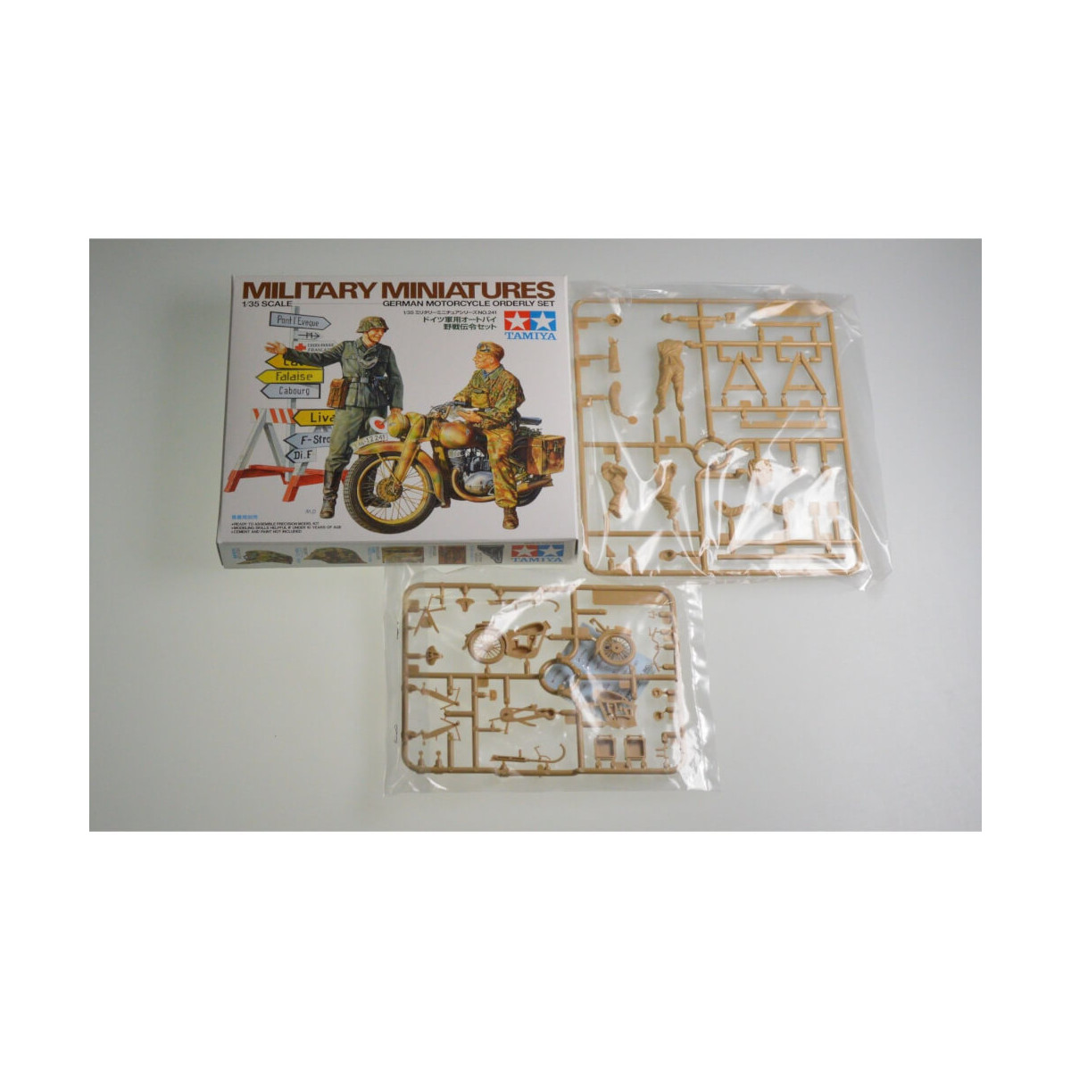 Tamiya - 1:35 Diorama-set Motorrad m.wegwei.