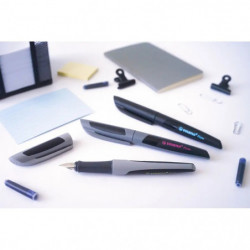 Füller - STABILO Flow ACTIVE in schwarz - Einzelstift - inklusive Patrone