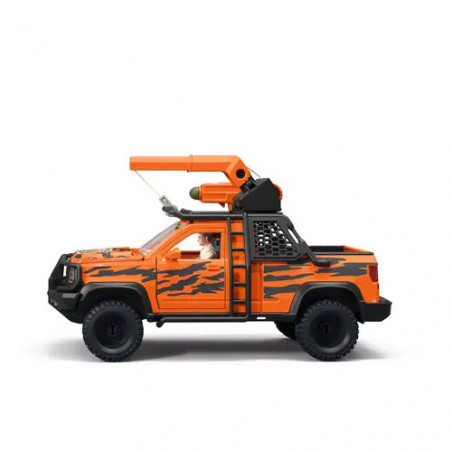 Abenteuerfahrzeug im Dschungel