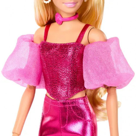 Barbie Deluxe Style im pinken Metallic Outfit