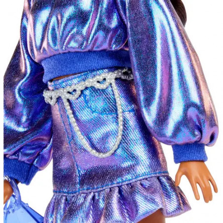 Barbie Deluxe Style im blauen Metallic Outfit Barbie Deluxe Style im blauen Metallic Outfit
