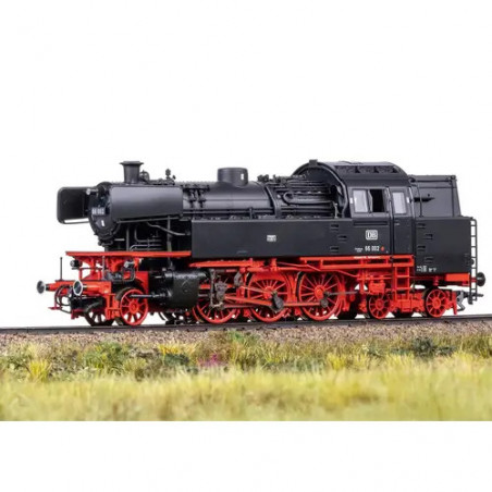 Dampflok BR 66 002