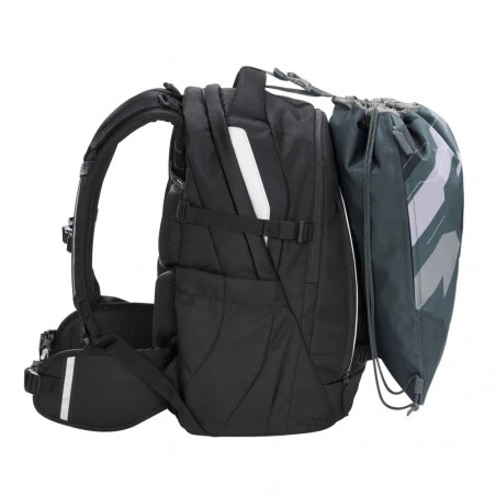 Turnbeutel, Dark Race