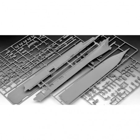 Revell - Assault Carrier USS WASP CLASS