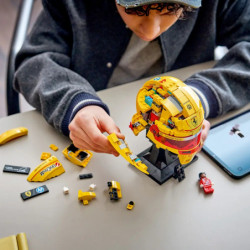LEGO® Special Edition 43022 Scuderia Ferrari HP Lewis Hamilton Helm