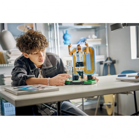 LEGO® Special Editions 43015 Lionel Messi – Fußballlegende