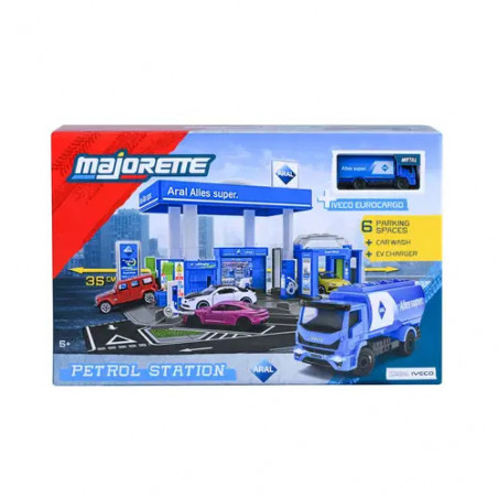 Petrol Station Aral + 1 Vehicle