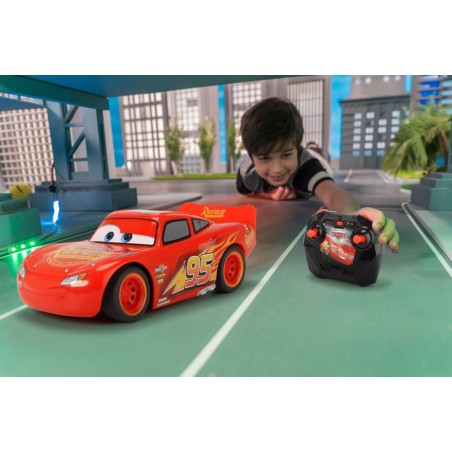 RC Cars 3 Lightning McQueen T